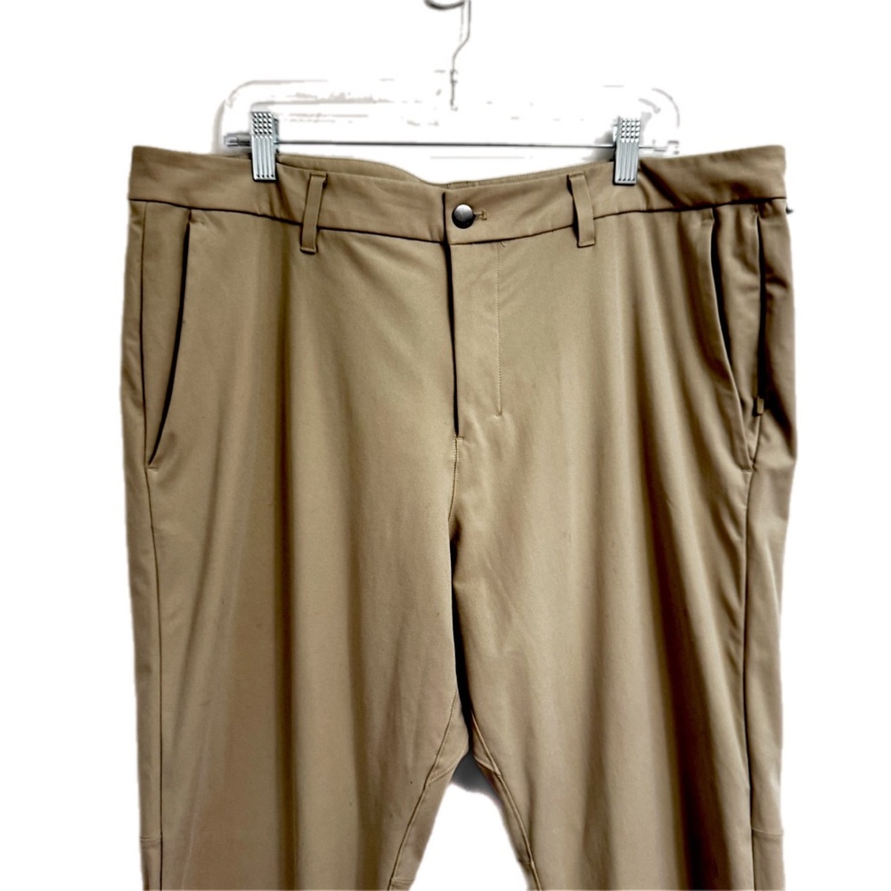 Lululemon Men’s Commission Pants Tofino Sand Khaki Size 40 - Picture 4 of 10